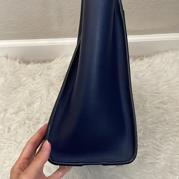 CELINE MICRO LUGGAGE HANDBAG IN SMOOTH CALFSKIN IN NAVY - Picture 9 of 14